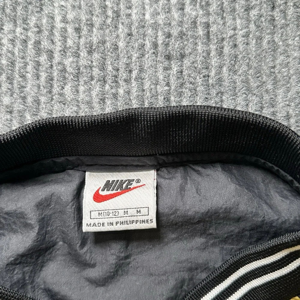 Nike this vintage
